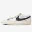 SEPATU SNEAKERS NIKE Blazer Low Pro Club