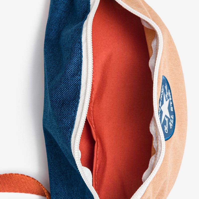 TAS SNEAKERS CONVERSE Sling Pack