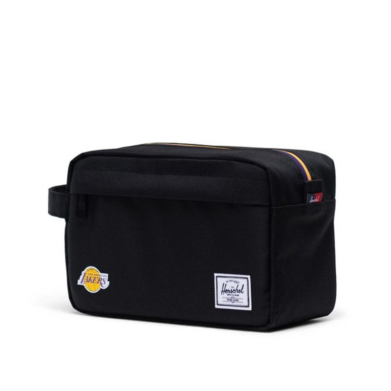 TAS SNEAKERS HERSCHEL x NBA Superfan Collection Chapter Travel Kit