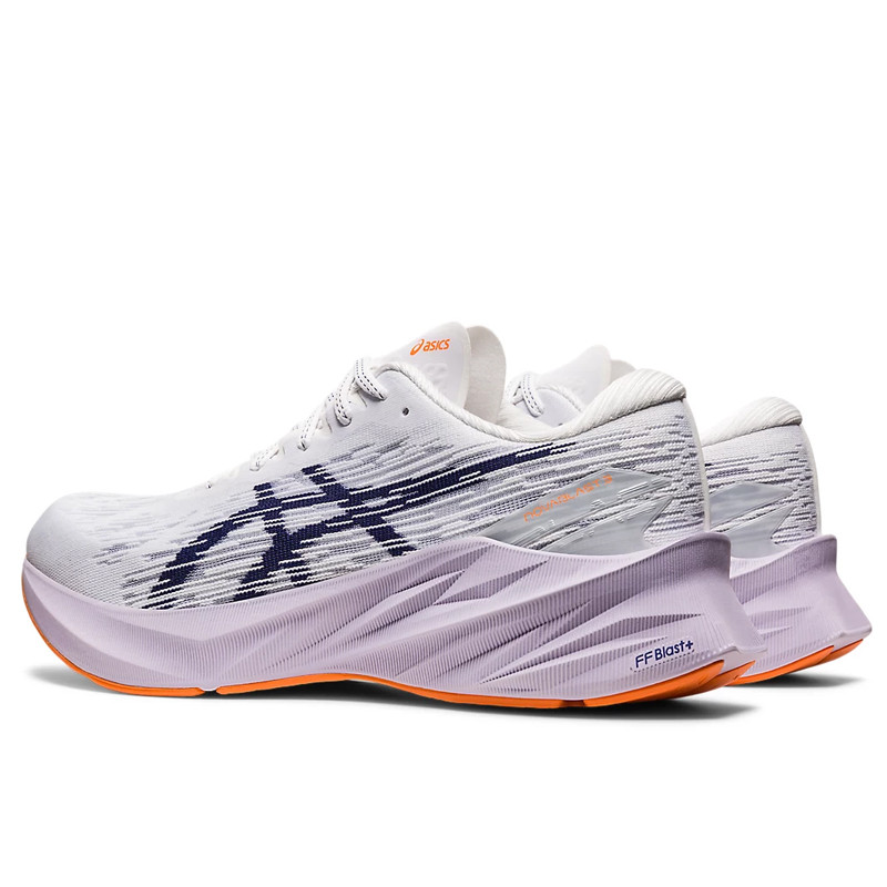 SEPATU LARI ASICS Novablast 3