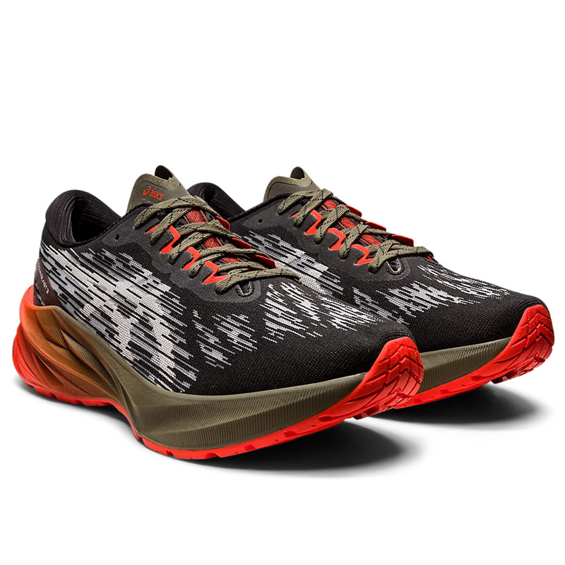 SEPATU TRAIL ASICS Novablast 3 TR