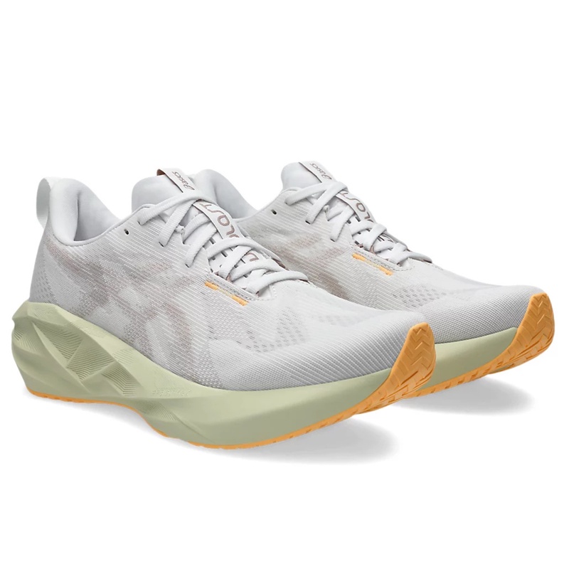 SEPATU LARI ASICS NOVABLAST 5 STANDARD