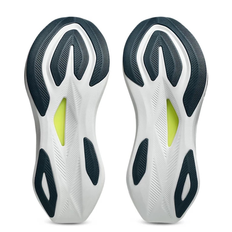 SEPATU LARI ASICS SONICBLAST