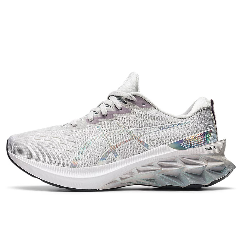 SEPATU LARI ASICS Wmns NOVABLAST 2 PLATINUM