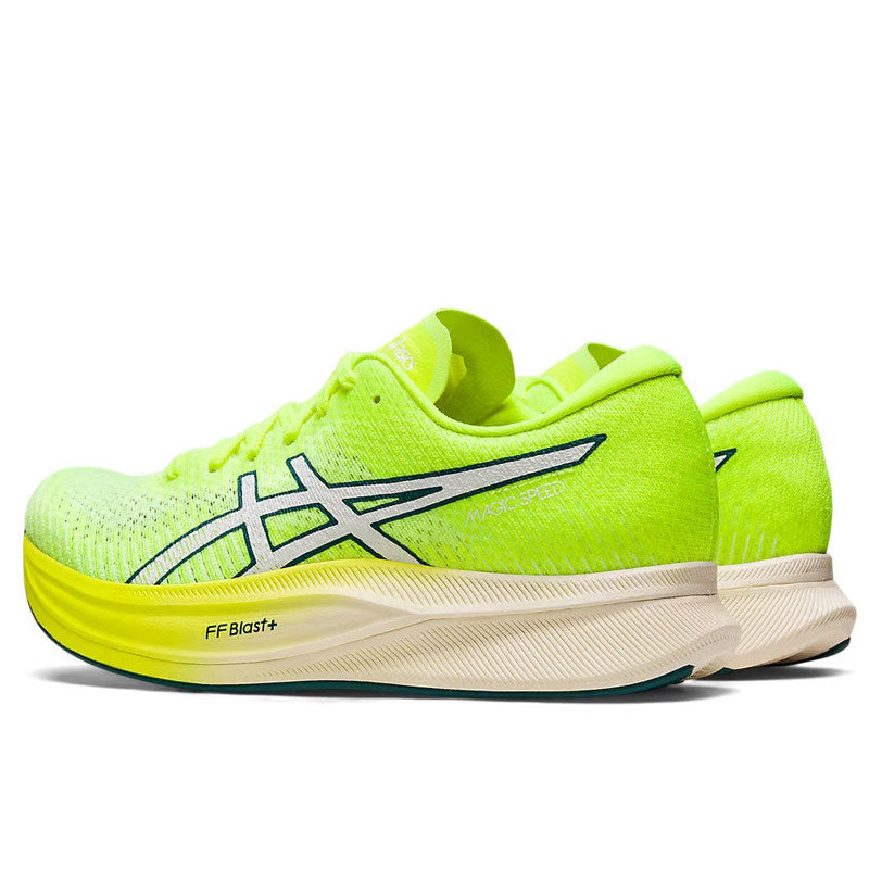 SEPATU LARI ASICS Wmns Magic Speed 2