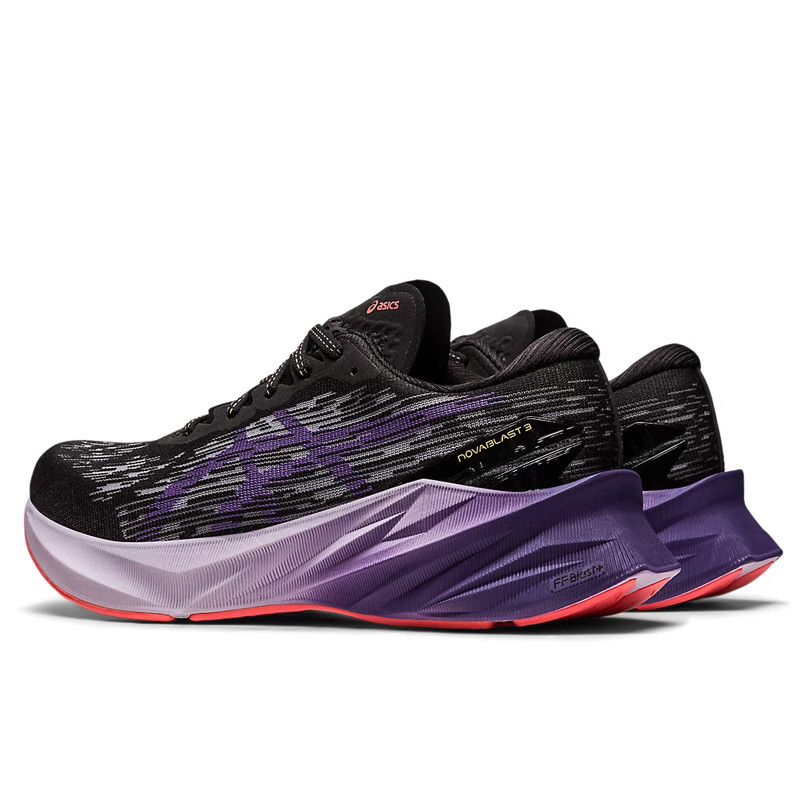 SEPATU LARI ASICS Wmns Novablast 3
