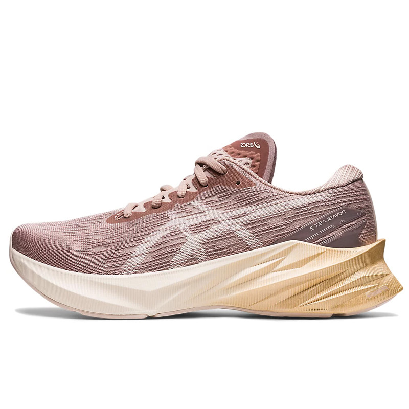 SEPATU LARI ASICS Wmns Novablast 3
