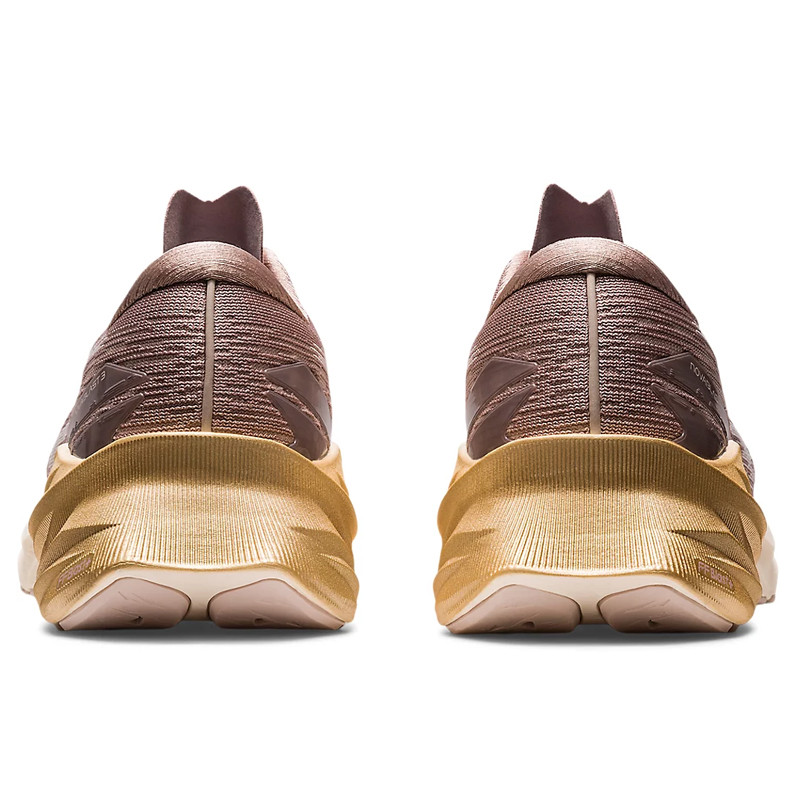 SEPATU LARI ASICS Wmns Novablast 3