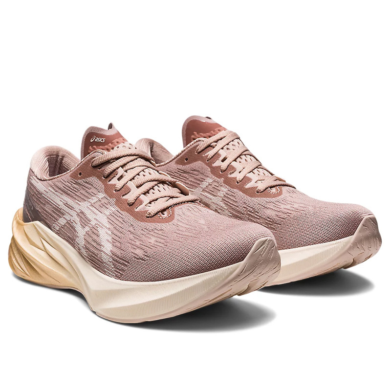 SEPATU LARI ASICS Wmns Novablast 3