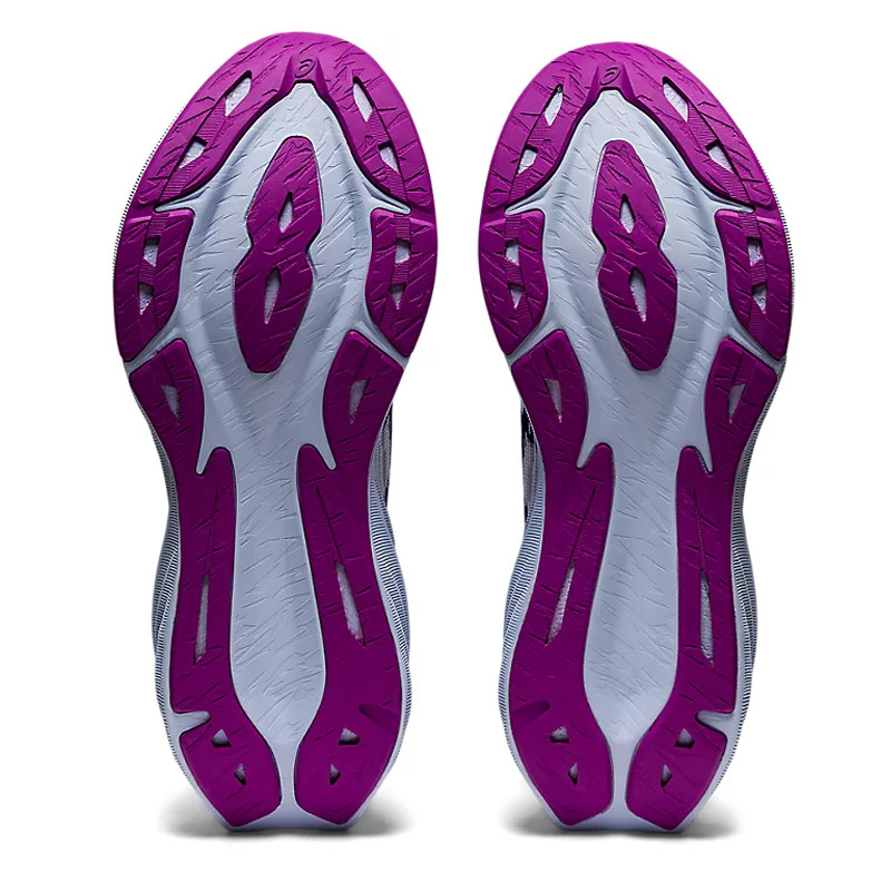 WMNS NOVABLAST 3 foto 4