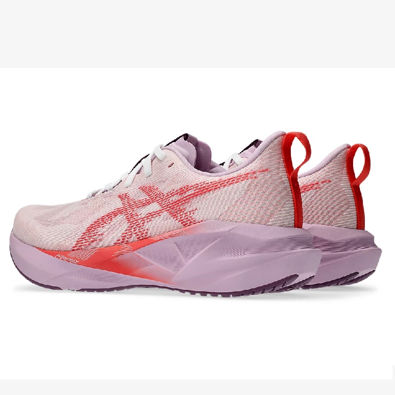 SEPATU LARI ASICS Wmns NOVABLAST 5 WIDE