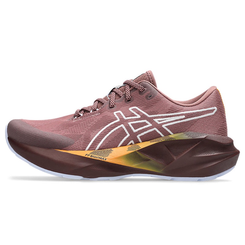 SEPATU LARI ASICS NOVABLAST 5 TR WOMEN STANDARD