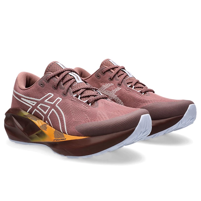SEPATU LARI ASICS NOVABLAST 5 TR WOMEN STANDARD