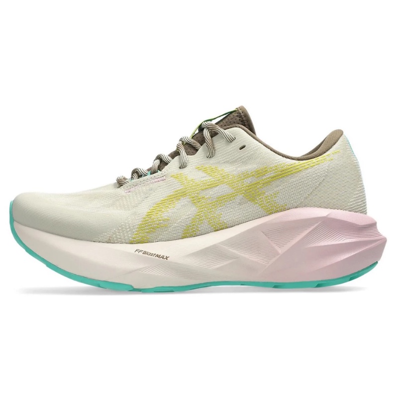 SEPATU LARI ASICS  WMNS NOVABLAST 5 TR