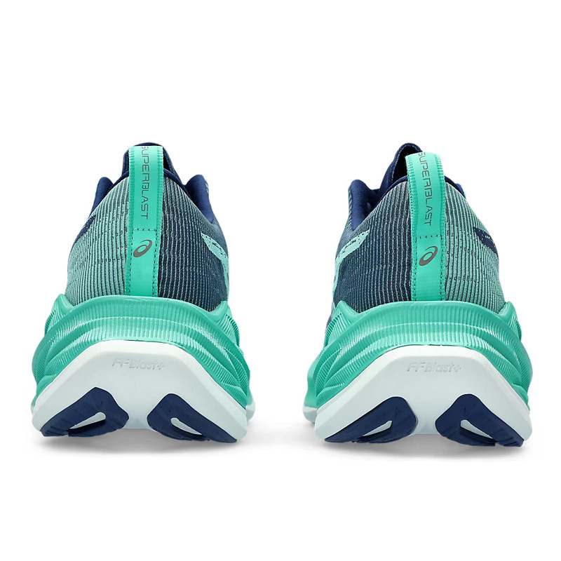 SEPATU LARI ASICS Superblast
