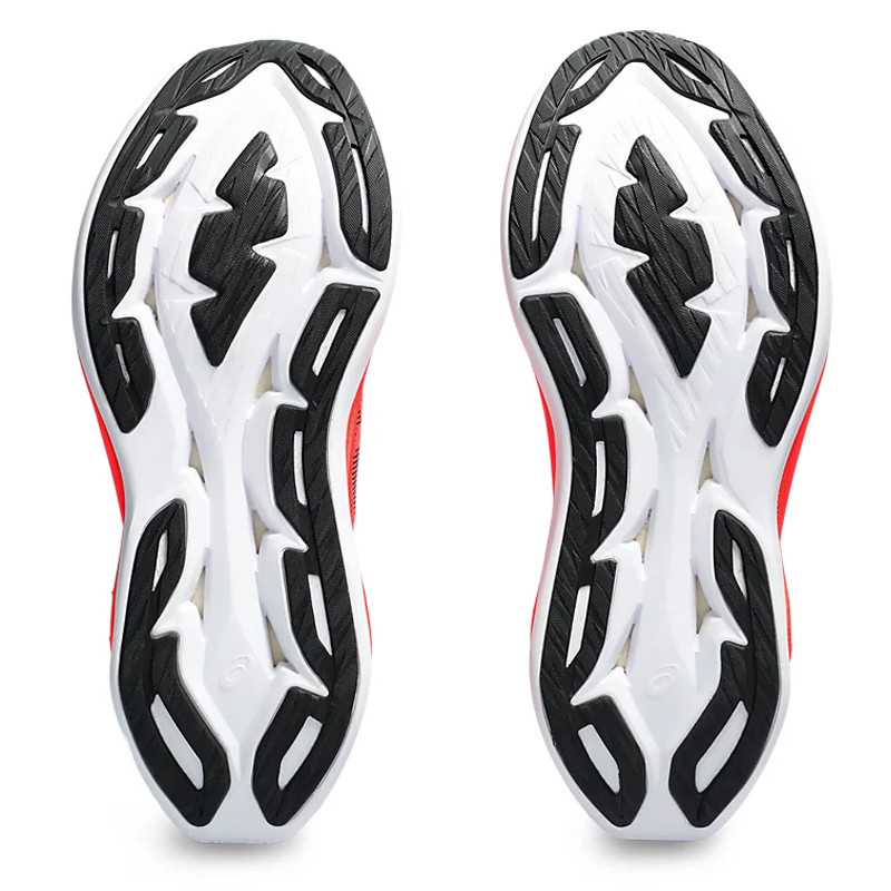 SEPATU LARI ASICS Superblast Paris Pack