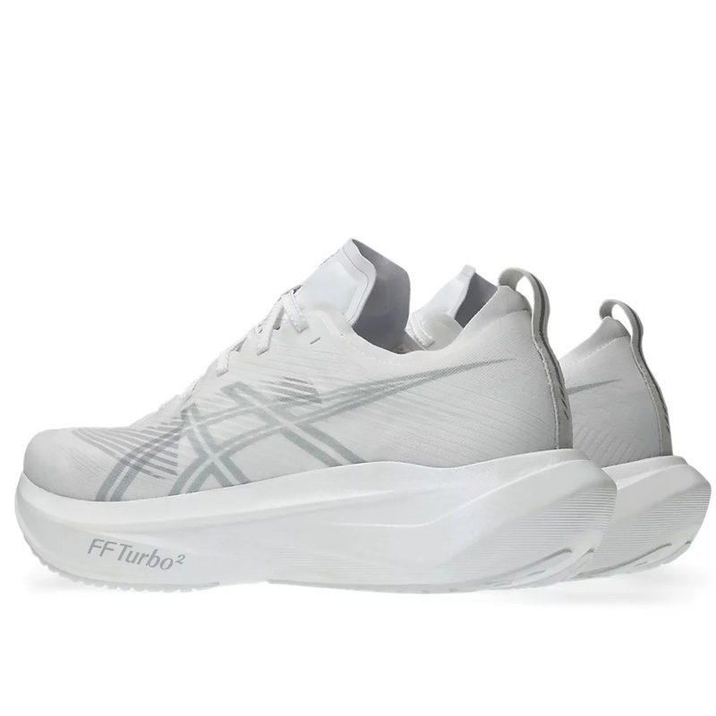 SEPATU LARI ASICS MEGABLAST