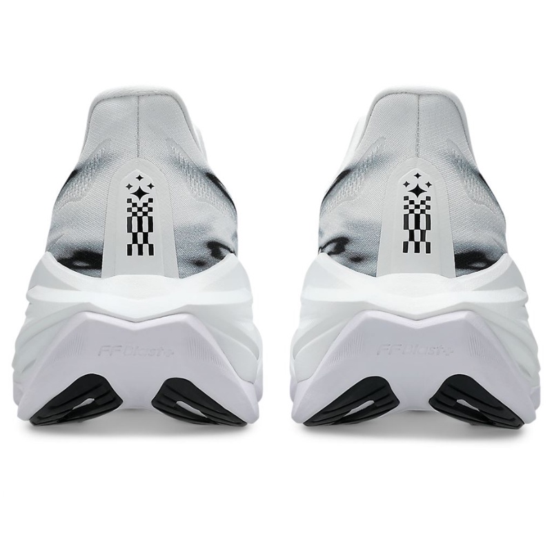 SEPATU LARI ASICS SUPERBLAST 3