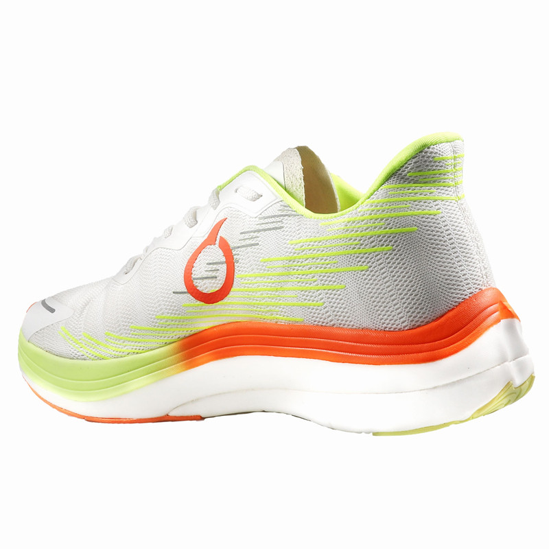 SEPATU LARI ORTUSEIGHT Hypersonic 1.2