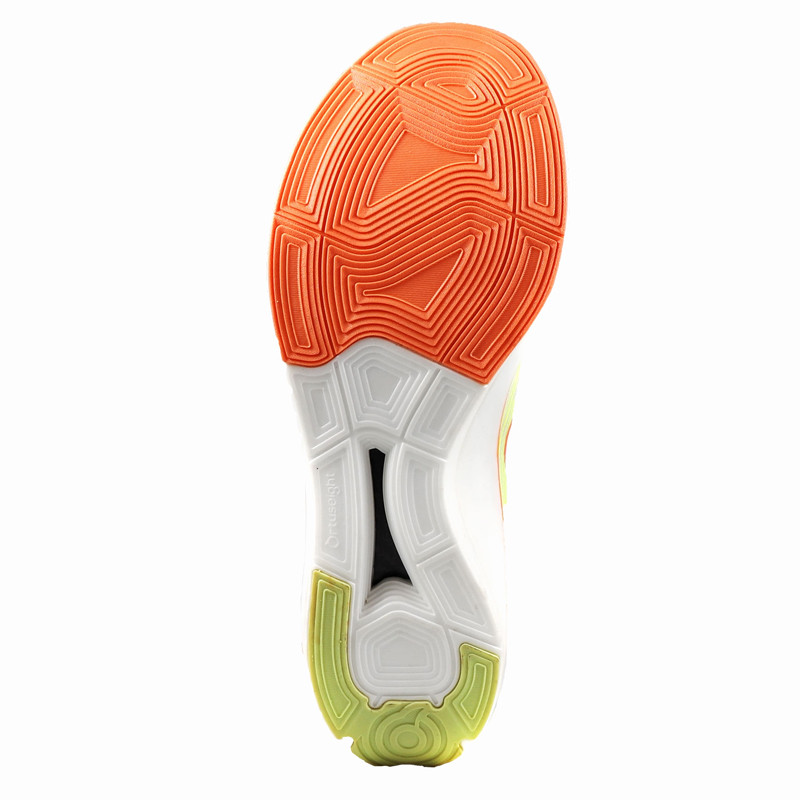 SEPATU LARI ORTUSEIGHT Hypersonic 1.2