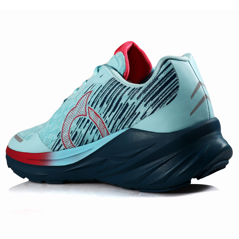 SEPATU LARI ORTUSEIGHT HYPERFUSE 2.0