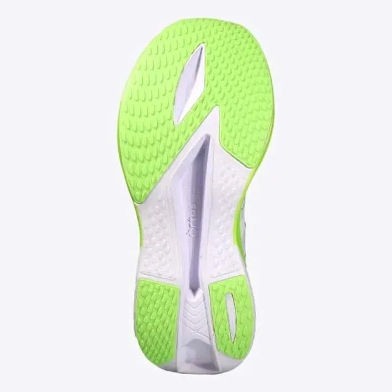 SEPATU LARI ORTUSEIGHT HYPERFUSE 3.0	