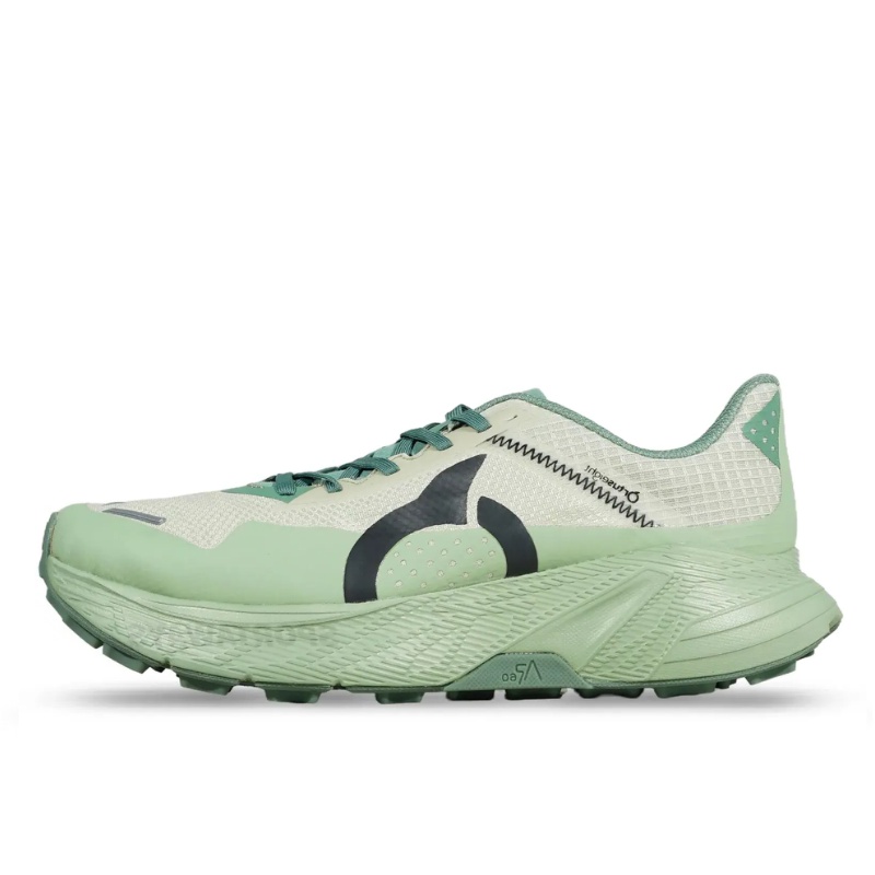 SEPATU TRAIL ORTUSEIGHT Annapurna 