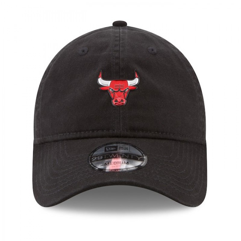 AKSESORIS BASKET NEW ERA Chicago Bulls On-Court 29TWENTY Fitted Hat
