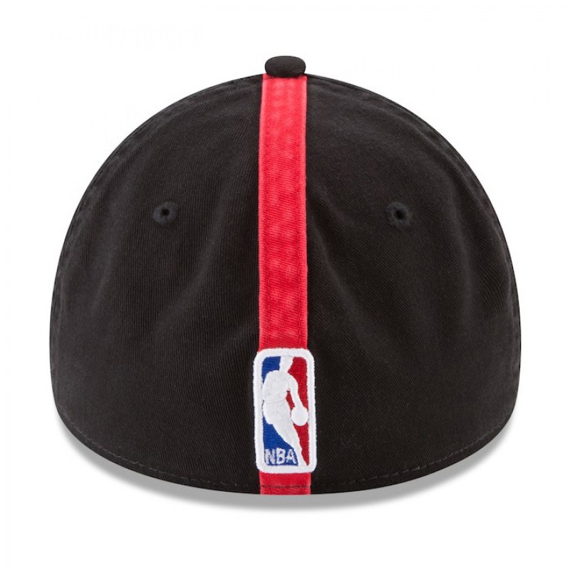 AKSESORIS BASKET NEW ERA Chicago Bulls On-Court 29TWENTY Fitted Hat