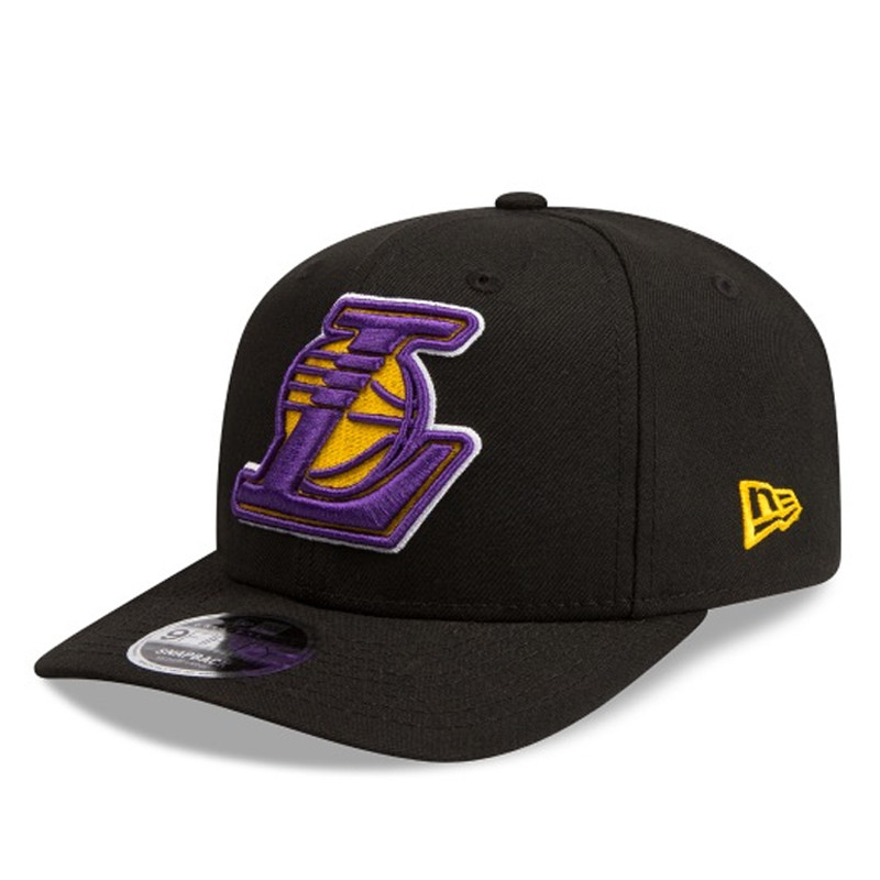AKSESORIS BASKET NEW ERA Los Angeles Lakers Black 9FIFTY Snapback