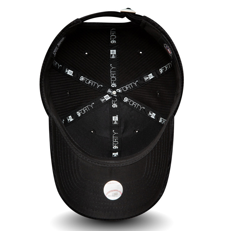 TOPI SNEAKERS NEW ERA New York Yankees 9forty Corduroy Cap