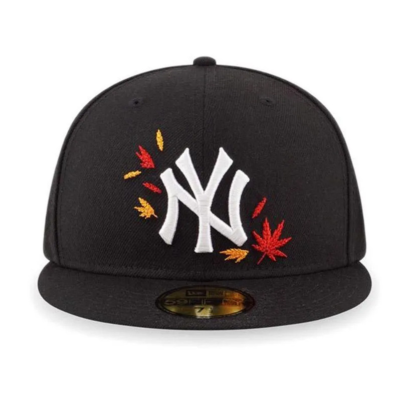 AKSESORIS SNEAKERS NEW ERA MLB 59Fifty Maple Leaves New York Yankess Cap