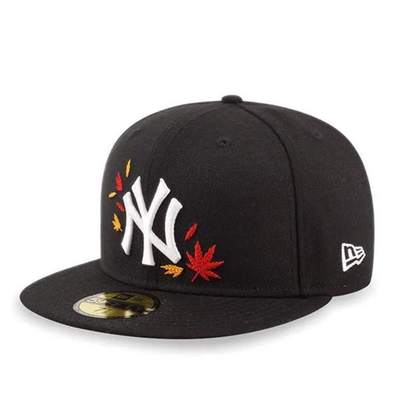 AKSESORIS SNEAKERS NEW ERA MLB 59Fifty Maple Leaves New York Yankess Cap