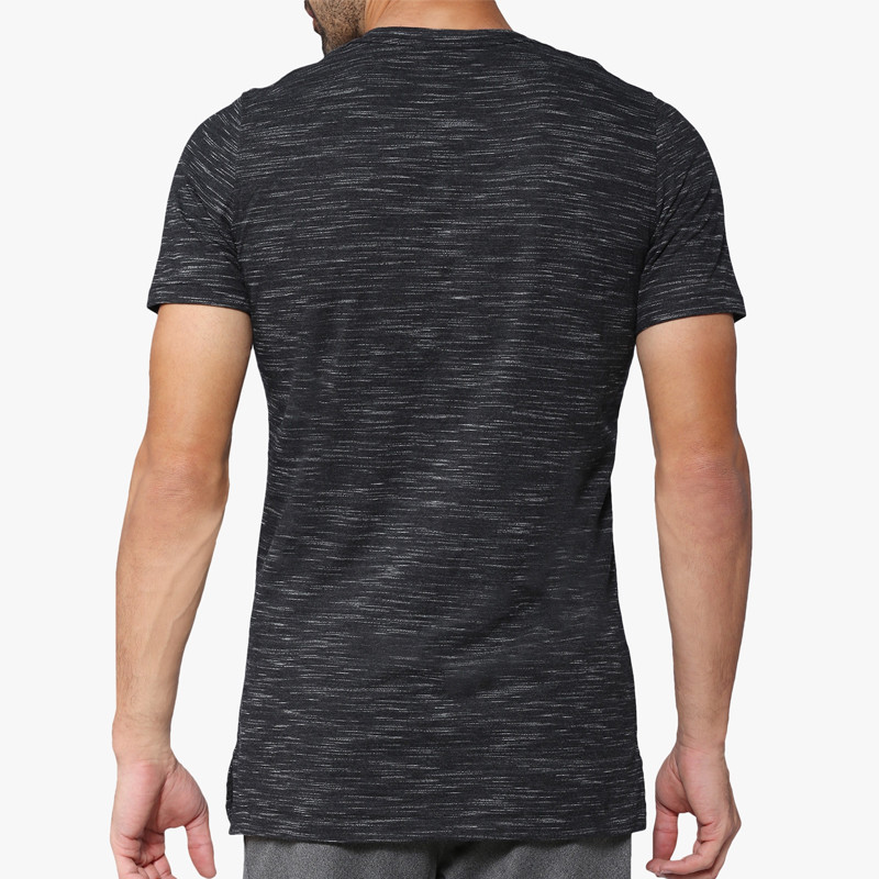 BAJU TRAINING UNDER ARMOUR Core V-Neck Tee
