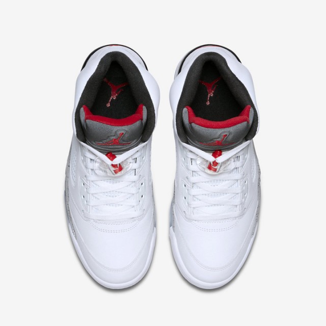 SEPATU BASKET AIR JORDAN AJ 5 Retro