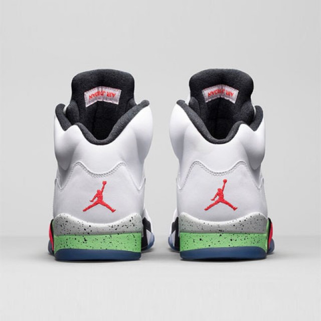 SEPATU BASKET AIR JORDAN AJ 5 Retro