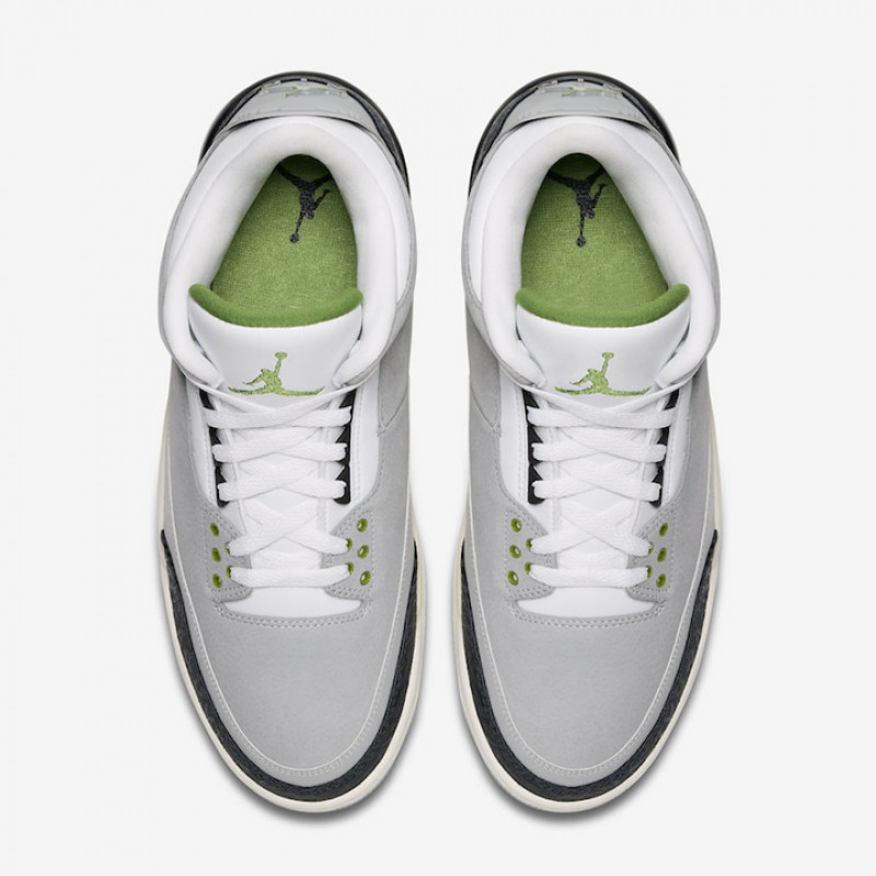 SEPATU BASKET AIR JORDAN AJ 3 Retro