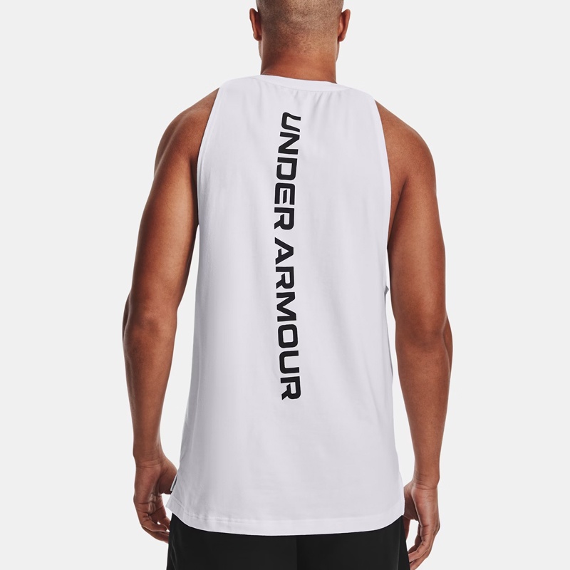 BAJU TRAINING UNDER ARMOUR Zone Tank