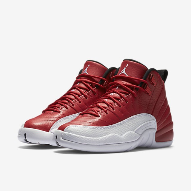 SEPATU BASKET AIR JORDAN AJ 12 Retro BG