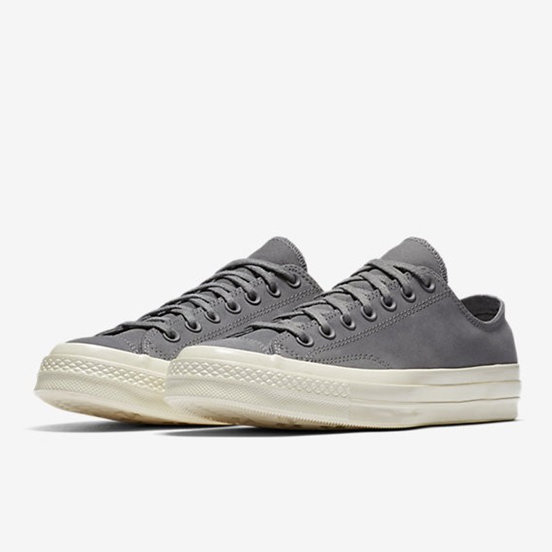 SEPATU SNEAKERS CONVERSE Chuck Taylor 70 OX Low