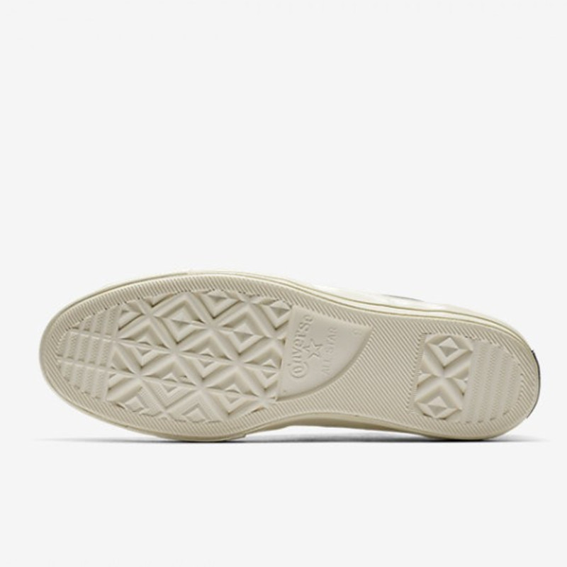 SEPATU SNEAKERS CONVERSE Chuck Taylor 70 OX Low