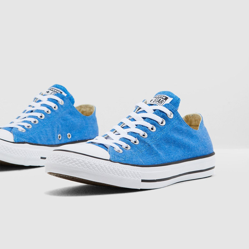 SEPATU SNEAKERS CONVERSE Chuck Taylor All Star