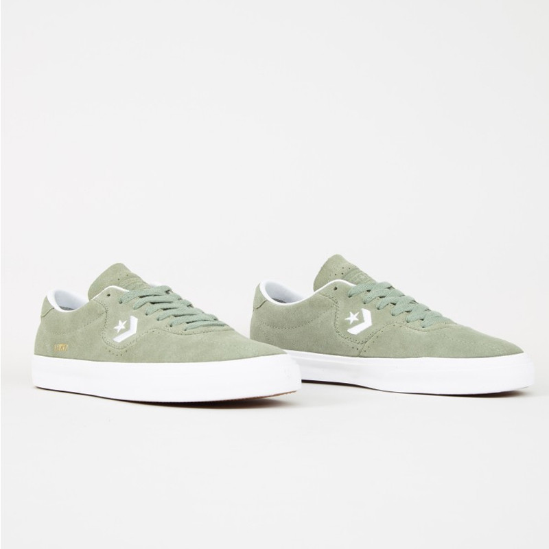 SEPATU SNEAKERS CONVERSE Louie Lopez Pro Classic OX