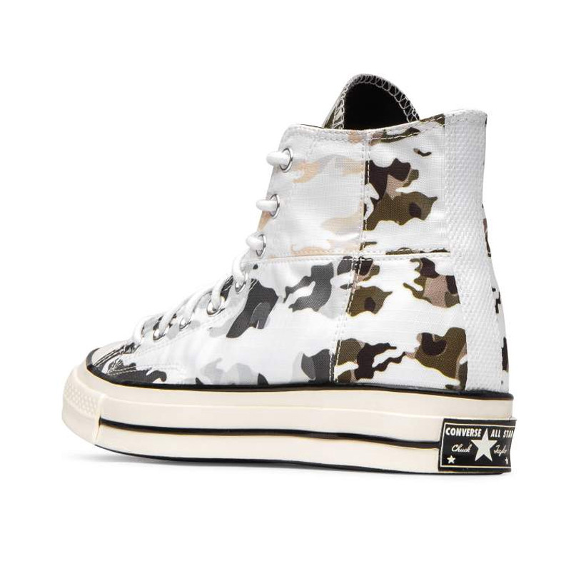 SEPATU SNEAKERS CONVERSE Chuck 70 High Blocked Camo