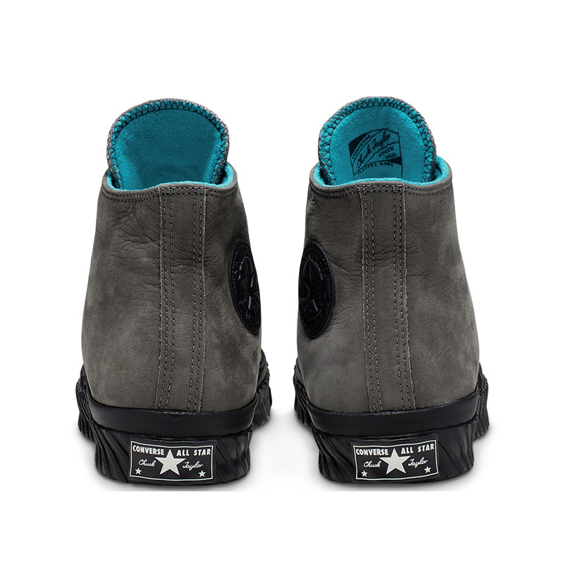 SEPATU SNEAKERS CONVERSE Bosey Water-Repellent Chuck 70 High Top