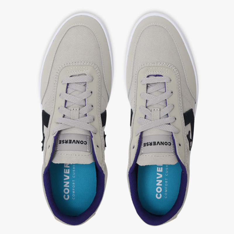 SEPATU SNEAKERS CONVERSE Courtlandt