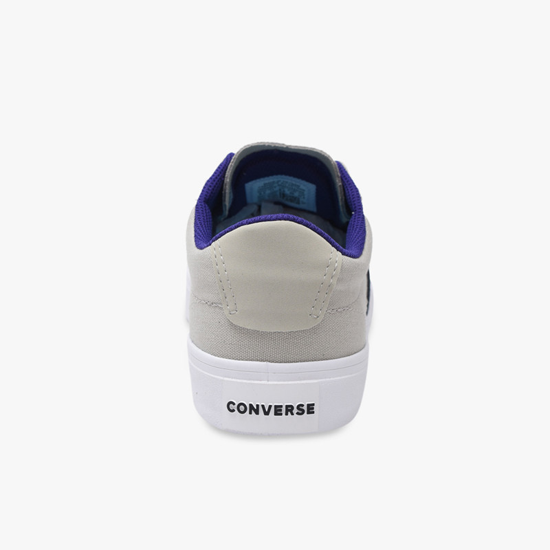 SEPATU SNEAKERS CONVERSE Courtlandt