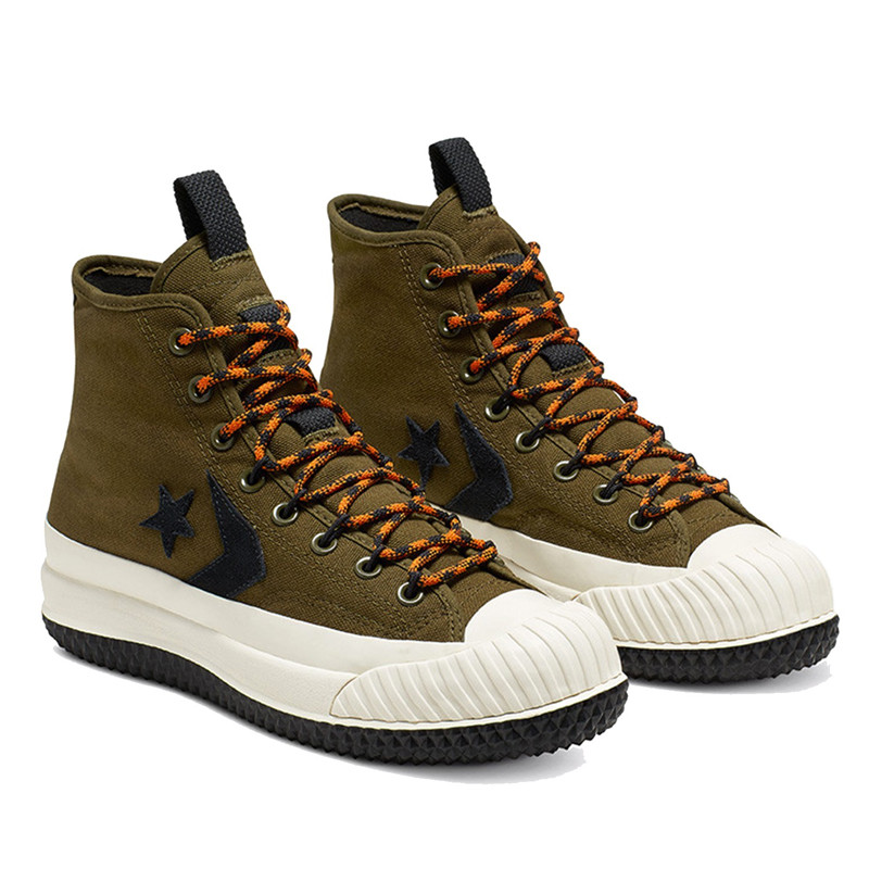 SEPATU SNEAKERS CONVERSE Bosey Water-Repellent Chuck 70 High Top