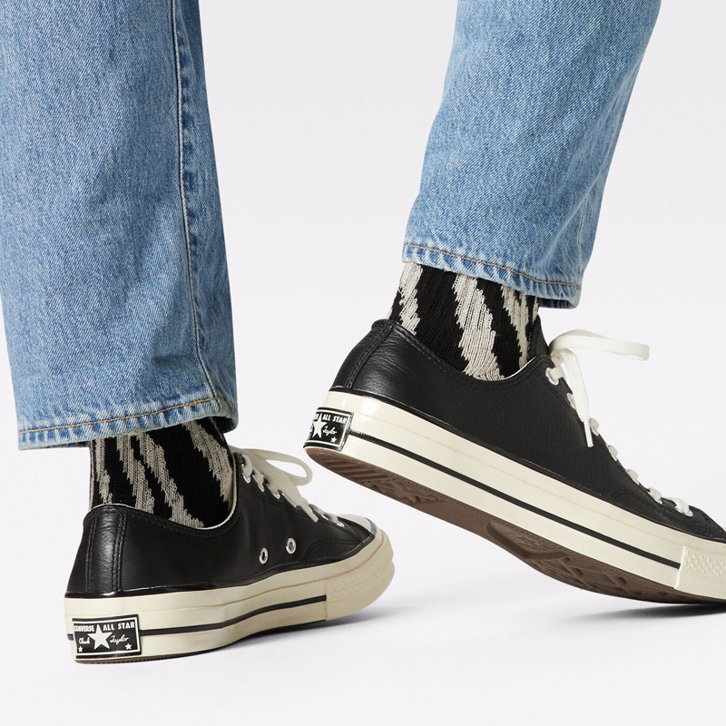 SEPATU SNEAKERS CONVERSE Seasonal Color Leather Chuck 70