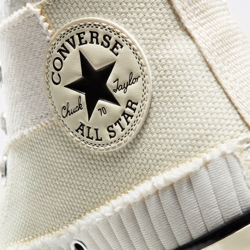 SEPATU SNEAKERS CONVERSE Mono Patchwork Chuck 70 Hi